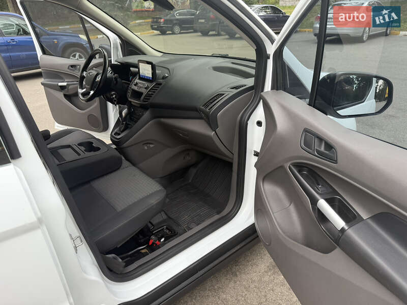 Грузовой фургон Ford Transit Connect 2019 в Буче