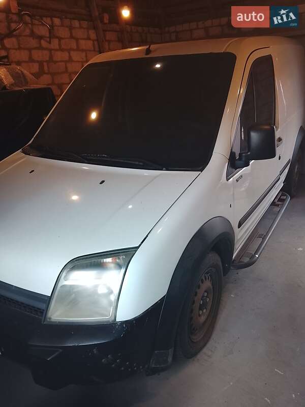 Грузовой фургон Ford Transit Connect 2005 в 