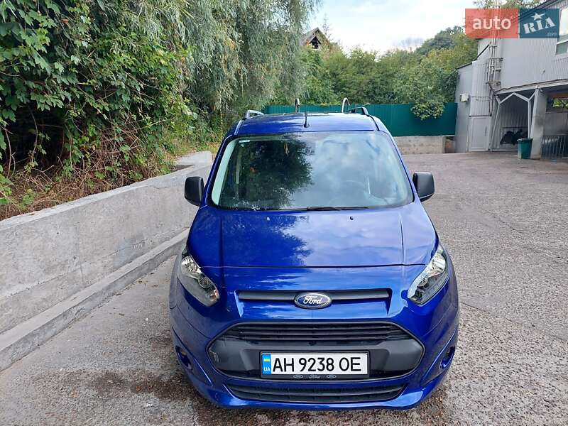 Грузопассажирский фургон Ford Transit Connect 2015 в Киеве