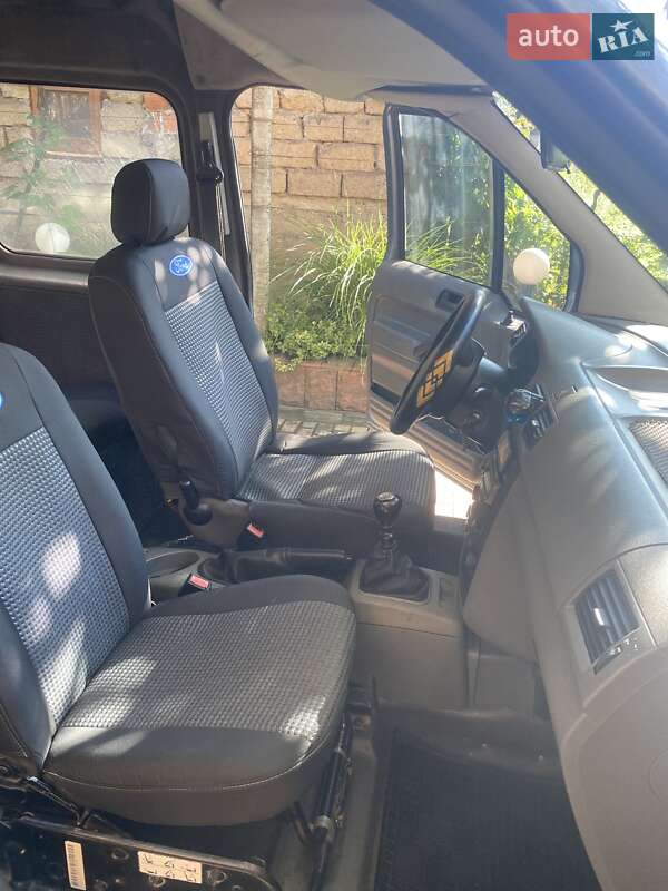 Мінівен Ford Transit Connect 2002 в Виноградові