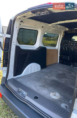 Грузовой фургон Ford Transit Connect 2015 в 