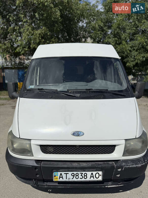 Грузовой фургон Ford Transit Connect 2004 в Надворной