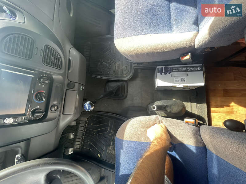 Минивэн Ford Transit Connect 2004 в Киеве