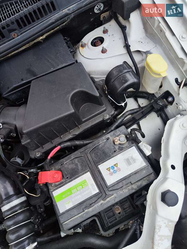 Мінівен Ford Transit Connect 2007 в Чернівцях