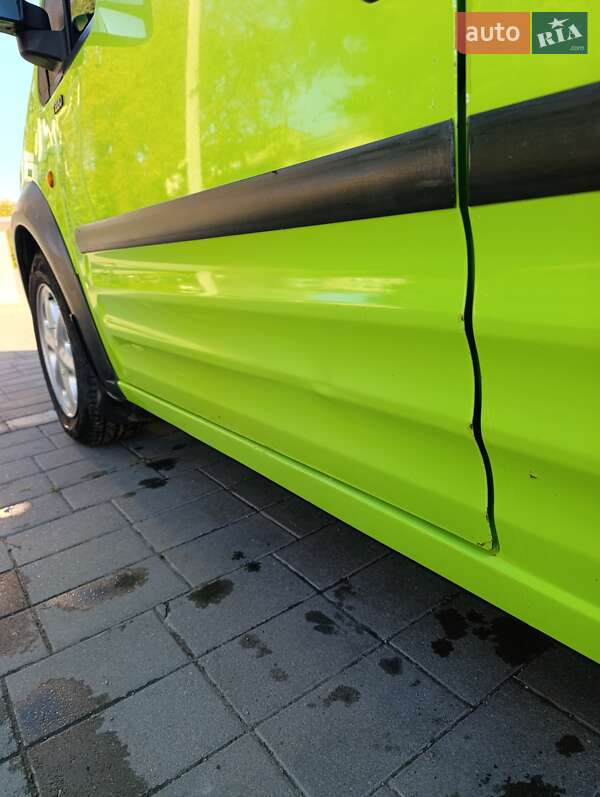 Мінівен Ford Transit Connect 2005 в Рогатині