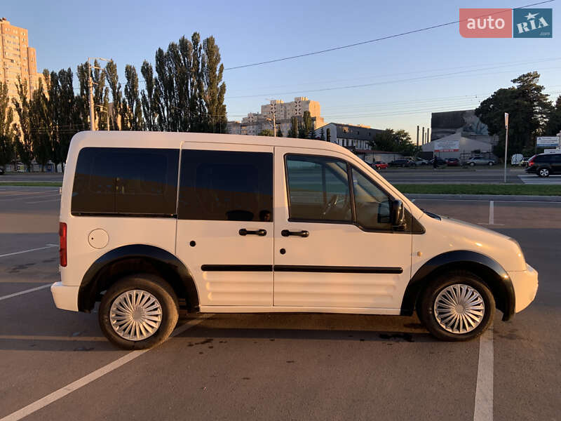 Минивэн Ford Transit Connect 2009 в Киеве