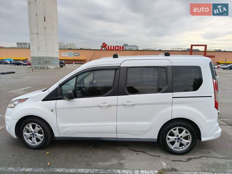 Минивэн Ford Transit Connect 2015 в Киеве