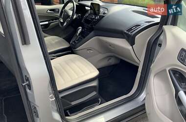 Минивэн Ford Transit Connect 2023 в 