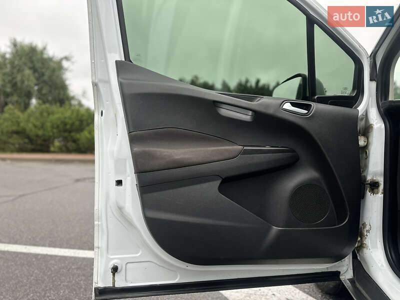 Грузовой фургон Ford Transit Connect 2014 в Киеве