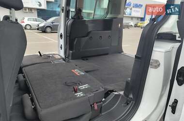 Минивэн Ford Transit Connect 2017 в 