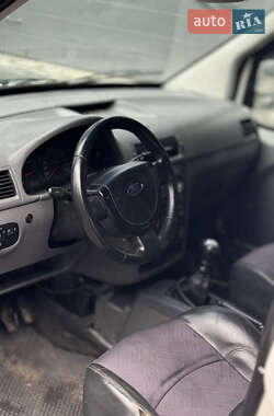 Вантажопасажирський фургон Ford Transit Connect 2003 в 