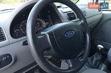 Грузовой фургон Ford Transit Connect 2002 в 
