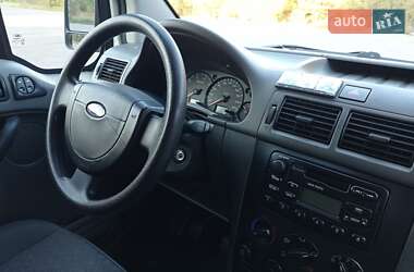 Грузовой фургон Ford Transit Connect 2002 в 
