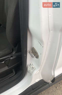 Вантажний фургон Ford Transit Connect 2014 в  фото 8 Вантажний фургон Ford Transit Connect 2014 в