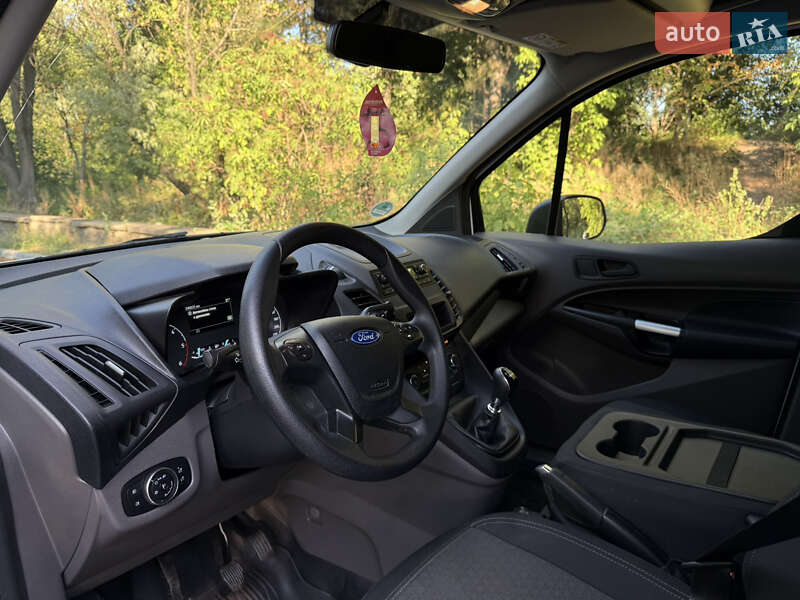 Минивэн Ford Transit Connect 2018 в Андрушевке