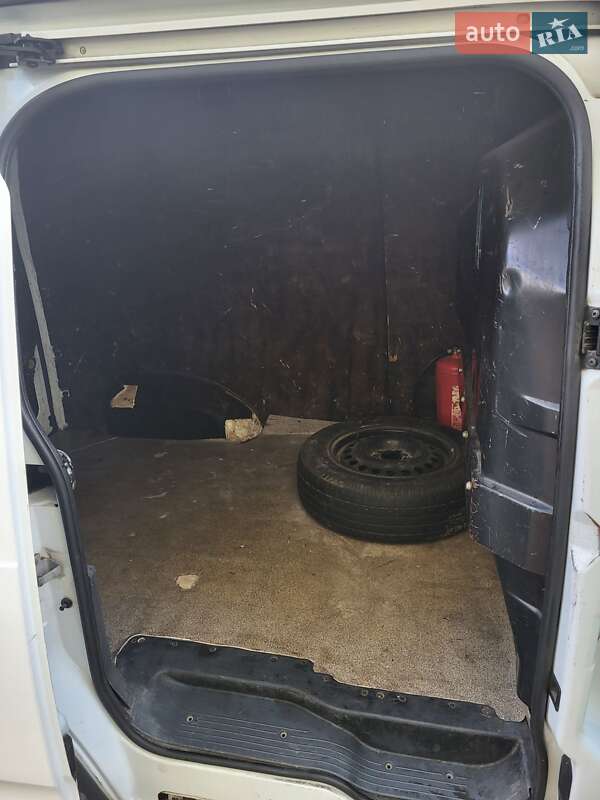 Грузовой фургон Ford Transit Connect 2011 в Софиевской Борщаговке