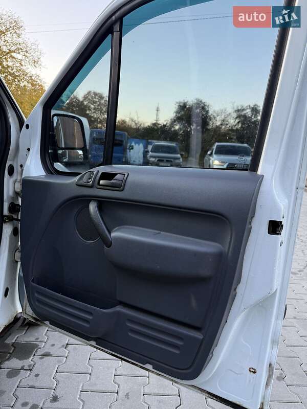 Мінівен Ford Transit Connect 2008 в Чернівцях
