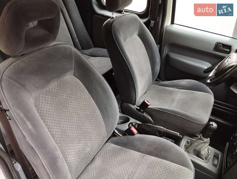 Минивэн Ford Transit Connect 2006 в Остроге фото 24 Минивэн Ford Transit Connect 2006 в Остроге