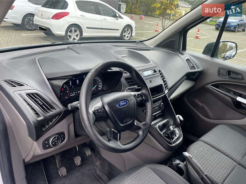 Грузовой фургон Ford Transit Connect 2019 в Львове