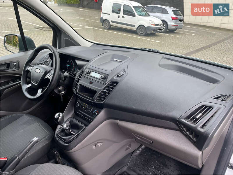 Грузовой фургон Ford Transit Connect 2019 в Львове