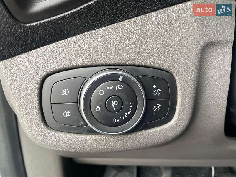 Грузовой фургон Ford Transit Connect 2019 в Львове