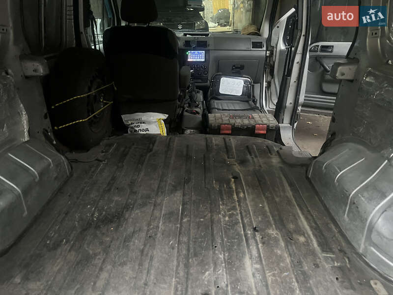 Вантажний фургон Ford Transit Connect 2004 в Києві фото 11 Вантажний фургон Ford Transit Connect 2004 в Києві