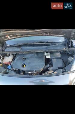 Минивэн Ford Transit Connect 2016 в 