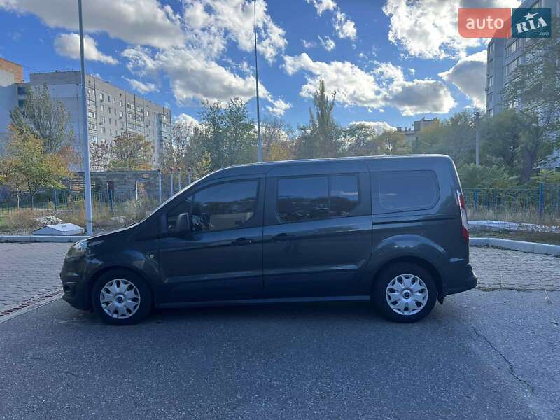 Минивэн Ford Transit Connect 2017 в Николаеве