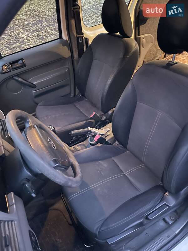 Вантажний фургон Ford Transit Connect 2004 в Харкові фото 13 Вантажний фургон Ford Transit Connect 2004 в Харкові