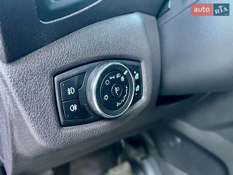 Минивэн Ford Transit Connect 2017 в Полтаве