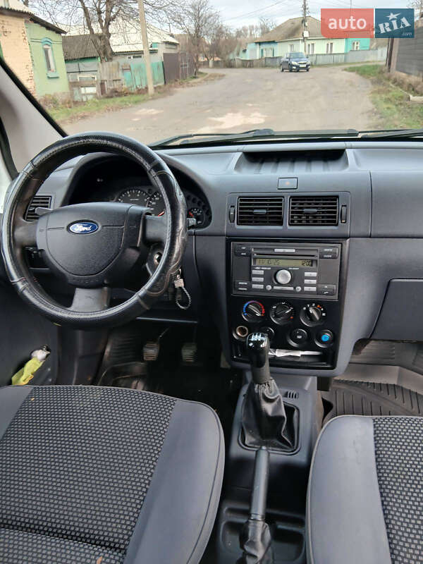 Минивэн Ford Transit Connect 2006 в Прилуках