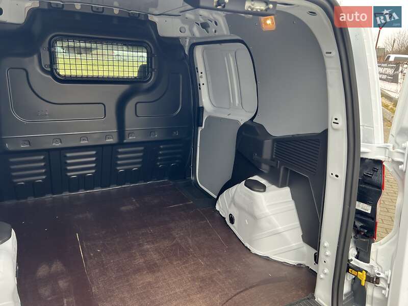 Вантажний фургон Ford Transit Connect 2021 в Львові