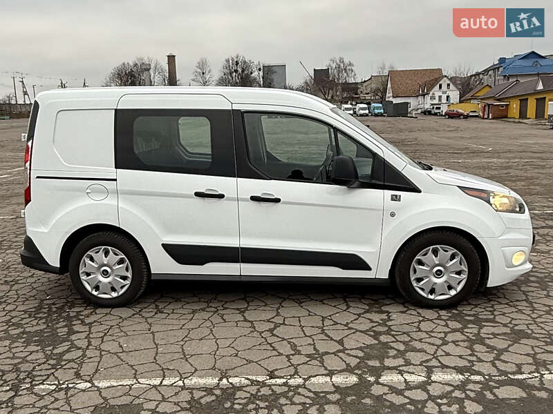 Мінівен Ford Transit Connect 2017 в Рівному