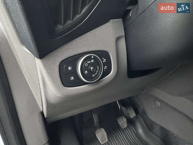 Грузовой фургон Ford Transit Connect 2019 в Ровно фото 17 Грузовой фургон Ford Transit Connect 2019 в Ровно