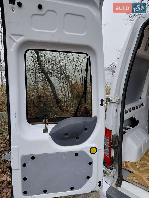 Грузовой фургон Ford Transit Connect 2013 в Звенигородке фото 16 Грузовой фургон Ford Transit Connect 2013 в Звенигородке