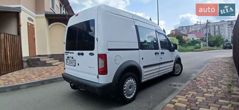 Грузовой фургон Ford Transit Connect 2011 в Броварах
