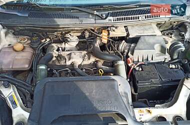 Минивэн Ford Transit Connect 2006 в Рахове