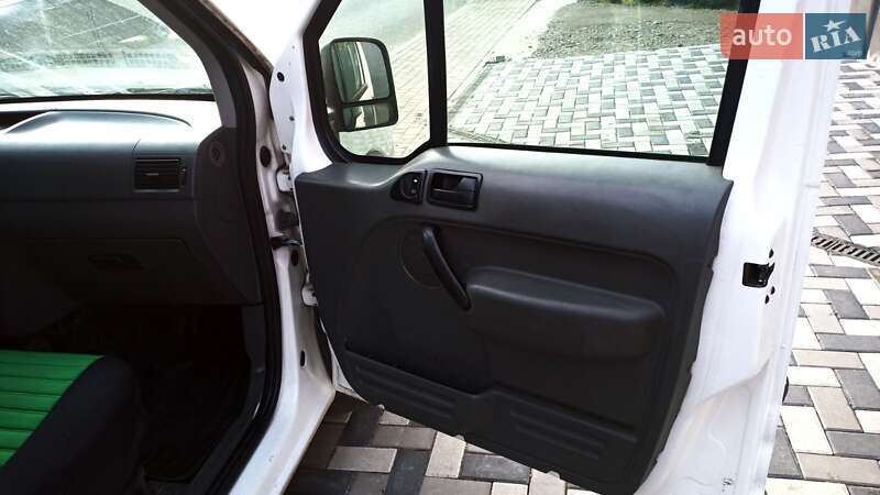 Минивэн Ford Transit Connect 2006 в Рахове фото 14 Минивэн Ford Transit Connect 2006 в Рахове