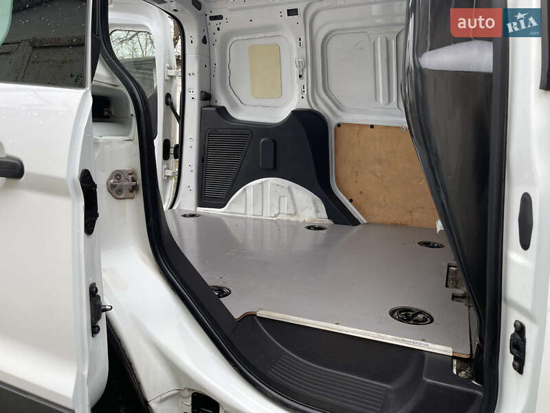 Грузовой фургон Ford Transit Connect 2015 в Одессе фото 18 Грузовой фургон Ford Transit Connect 2015 в Одессе