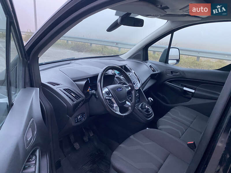 Грузовой фургон Ford Transit Connect 2017 в Радивилове