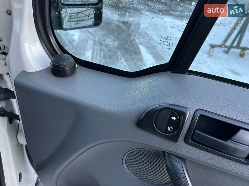 Минивэн Ford Transit Connect 2006 в Черновцах фото 23 Минивэн Ford Transit Connect 2006 в Черновцах