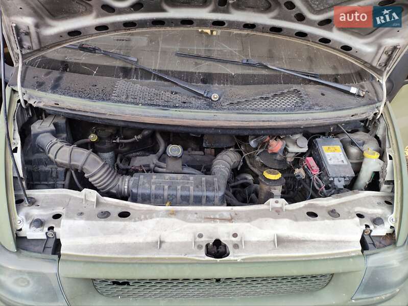 Минивэн Ford Transit Connect 2004 в Киеве