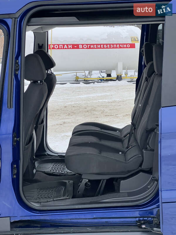 Мінівен Ford Transit Connect 2017 в Житомирі