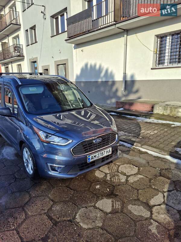 Мінівен Ford Transit Connect 2018 в Житомирі