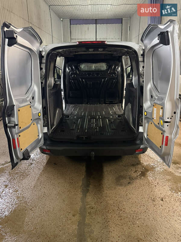 Грузовой фургон Ford Transit Connect 2016 в Житомире