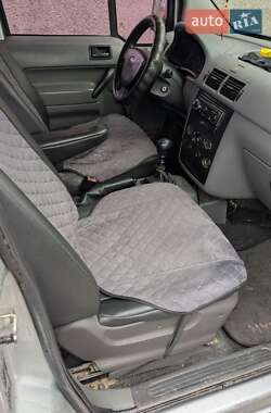 Минивэн Ford Transit Connect 2002 в Тячеве