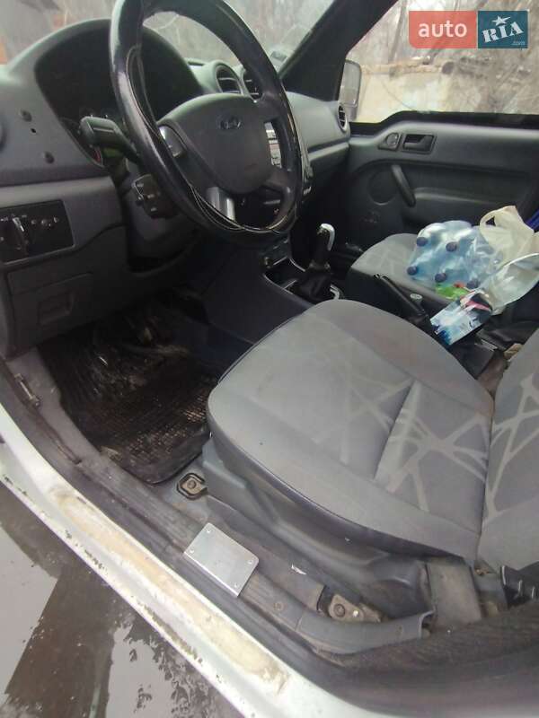 Грузовой фургон Ford Transit Connect 2010 в Запорожье