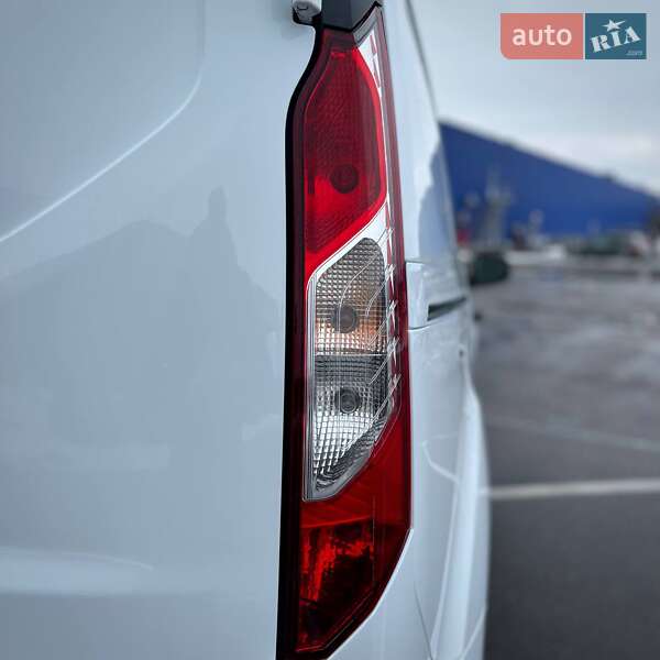 Грузовой фургон Ford Transit Connect 2019 в Киеве фото 12 Грузовой фургон Ford Transit Connect 2019 в Киеве