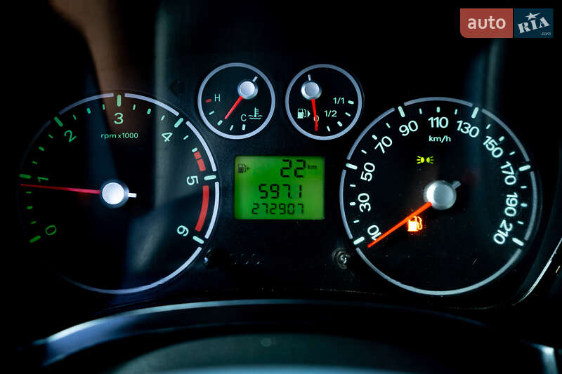 Інші вантажівки Ford Transit Connect 2011 в Києві фото 11 Інші вантажівки Ford Transit Connect 2011 в Києві