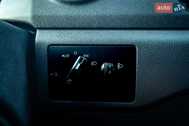 Інші вантажівки Ford Transit Connect 2011 в Києві фото 14 Інші вантажівки Ford Transit Connect 2011 в Києві